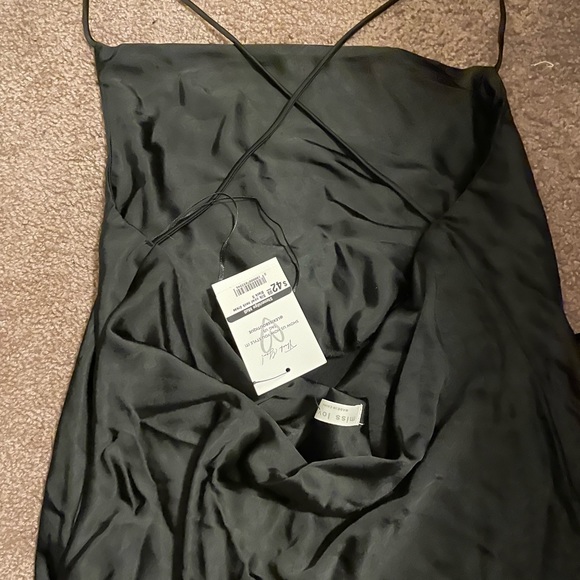 Miss Love silk dress - Picture 2 of 3